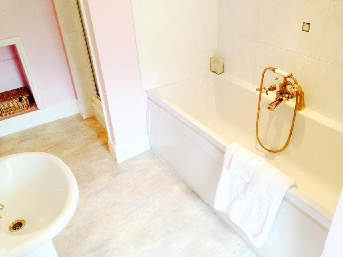 Nightingale'S Loft Bed and Breakfast Ashbourne  Exterior foto